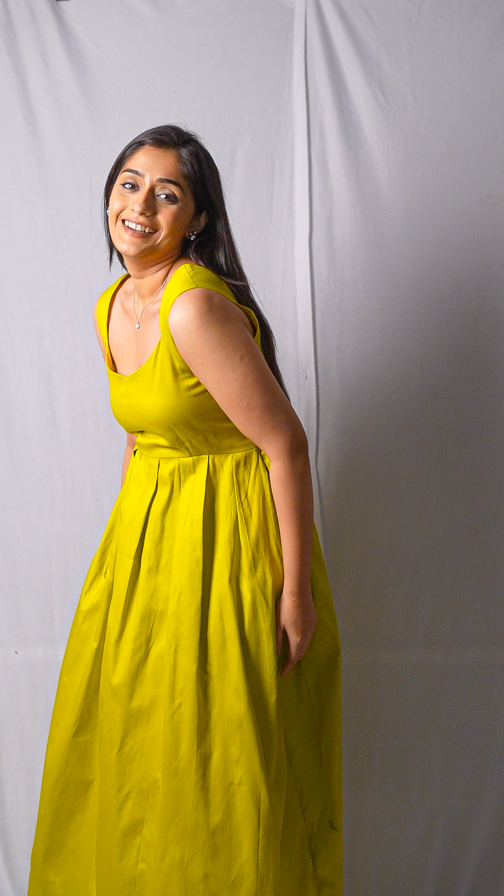 Sleeveless long Gown